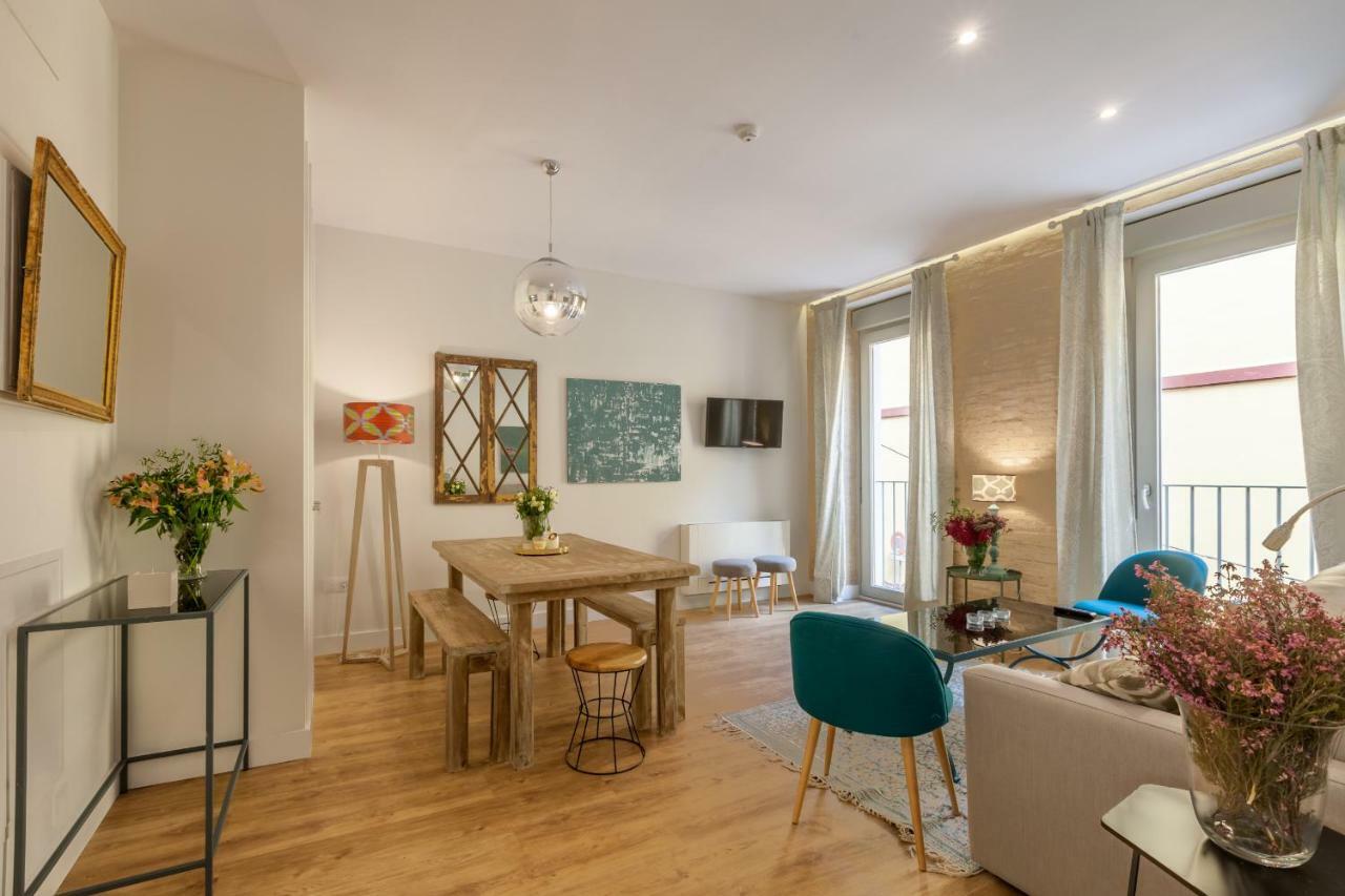 Apartamentos Rg Suites Jardines De Murillo Sevilla Bagian luar foto