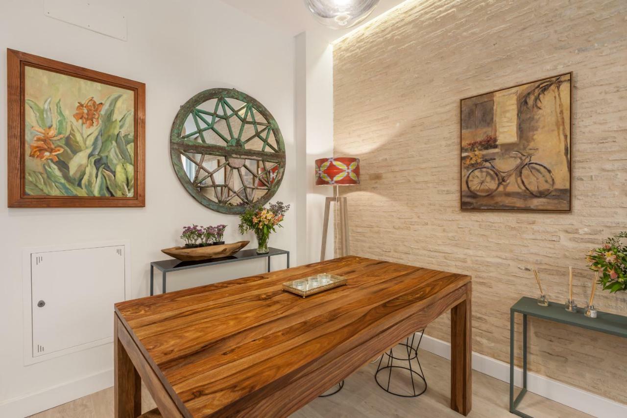 Apartamentos Rg Suites Jardines De Murillo Sevilla Bagian luar foto