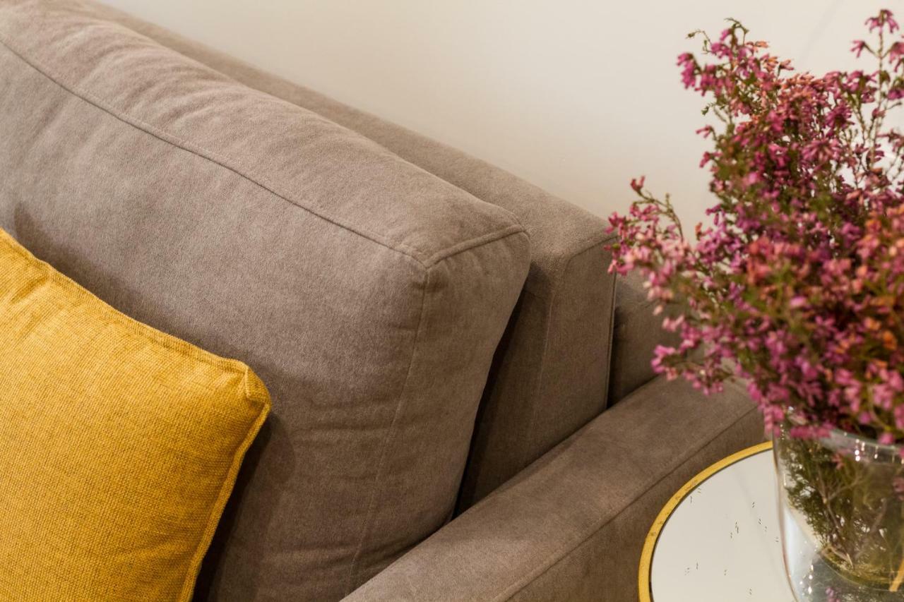 Apartamentos Rg Suites Jardines De Murillo Sevilla Bagian luar foto