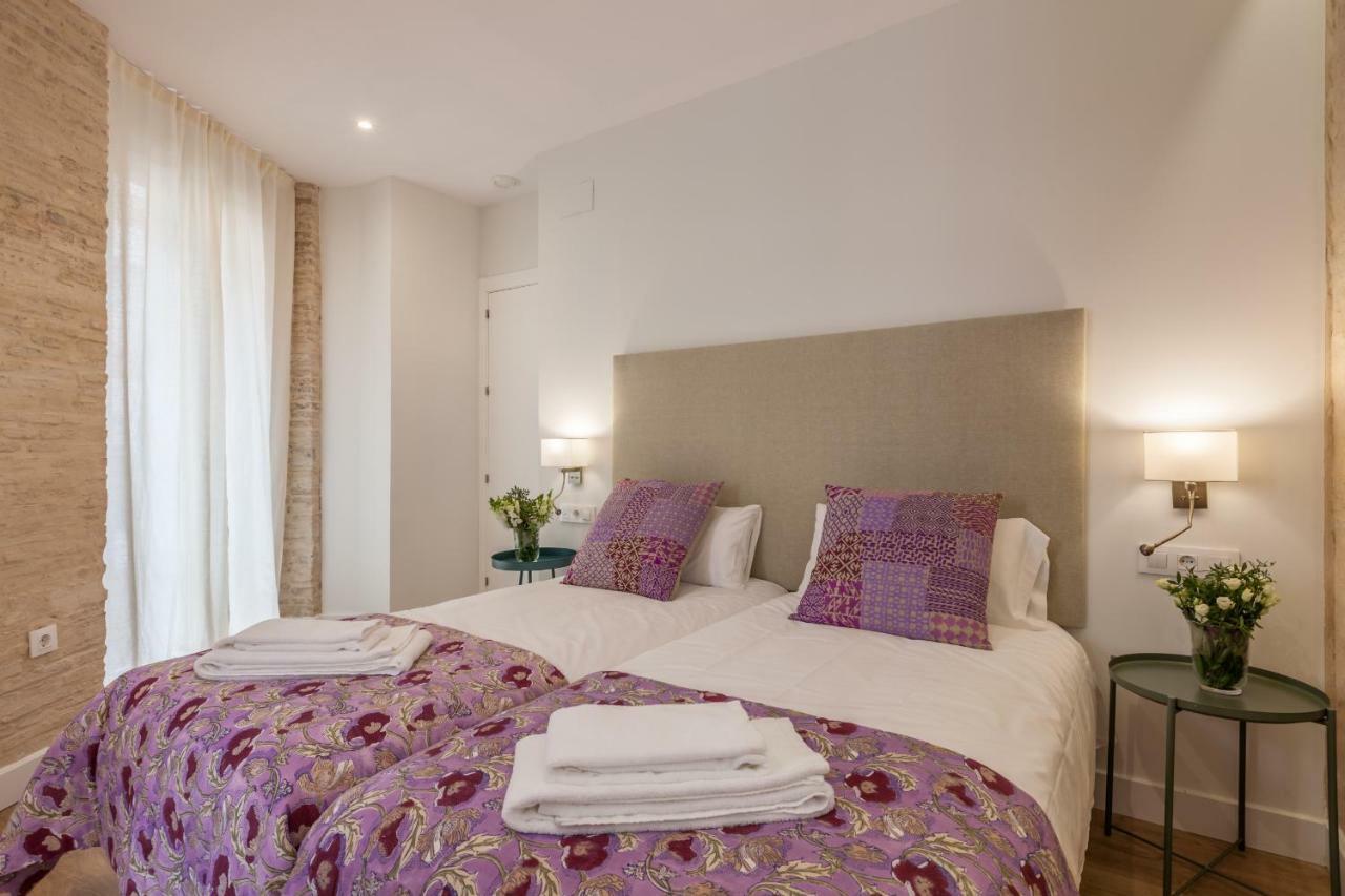 Apartamentos Rg Suites Jardines De Murillo Sevilla Bagian luar foto