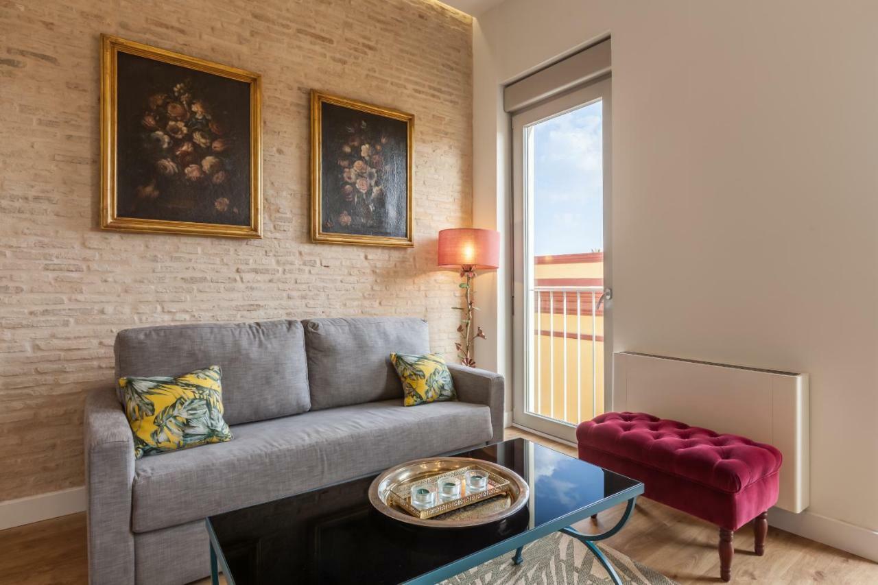 Apartamentos Rg Suites Jardines De Murillo Sevilla Bagian luar foto