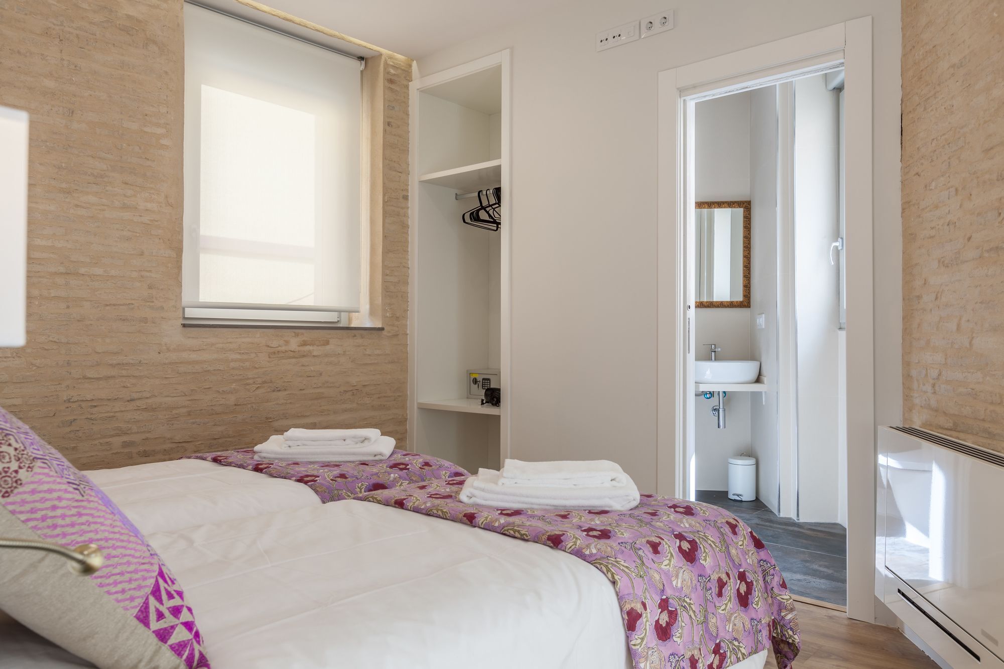 Apartamentos Rg Suites Jardines De Murillo Sevilla Bagian luar foto